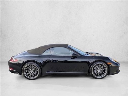 2017 Porsche 911 Carrera