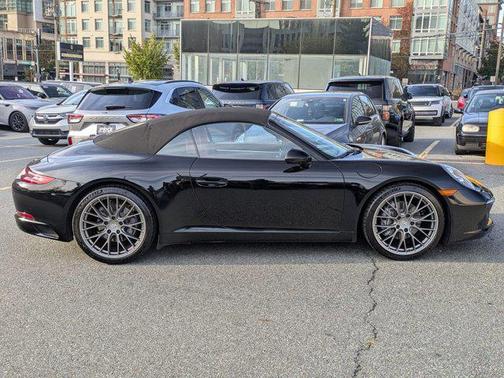 2017 Porsche 911 Carrera