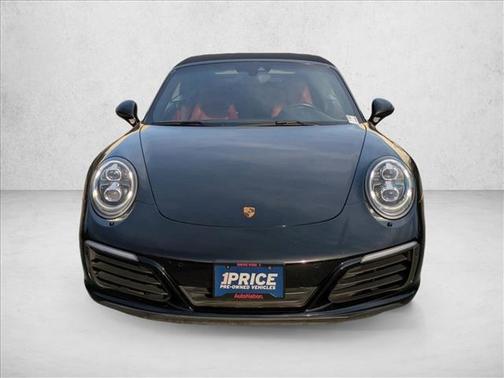 2017 Porsche 911 Carrera