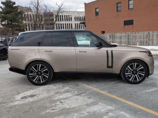 2023 Land Rover Range Rover P530 SE