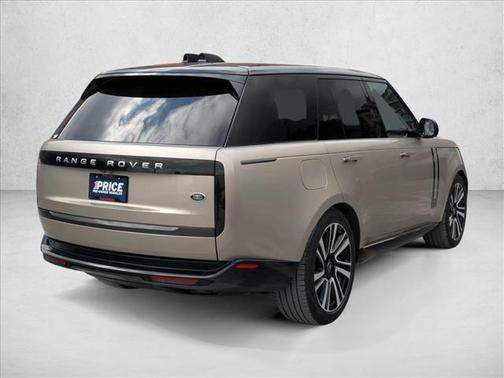 2023 Land Rover Range Rover P530 SE