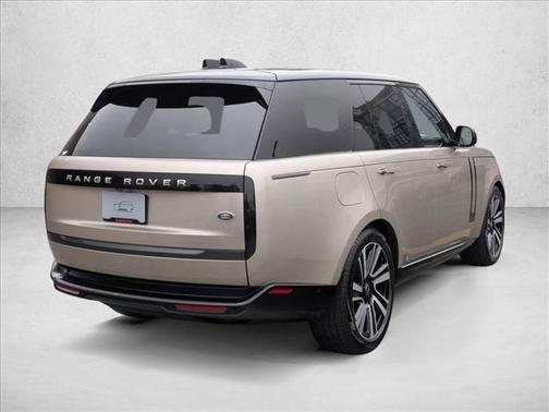 2023 Land Rover Range Rover P530 SE