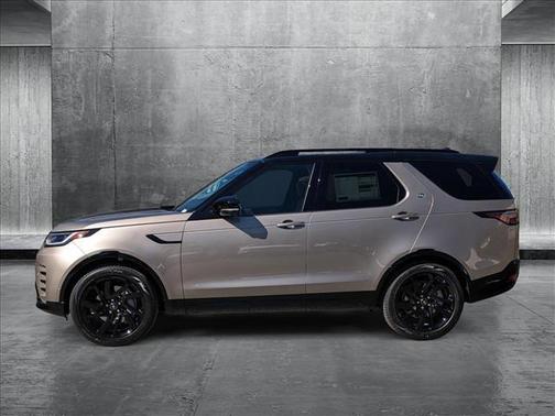 2025 Land Rover Discovery P300 Dynamic SE