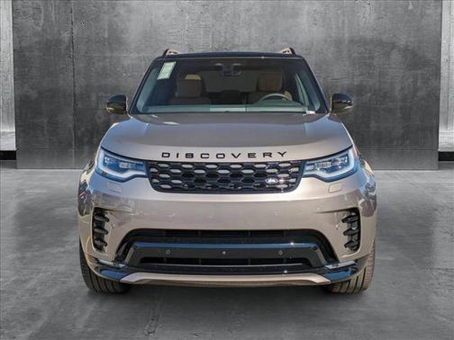 2025 Land Rover Discovery P300 Dynamic SE