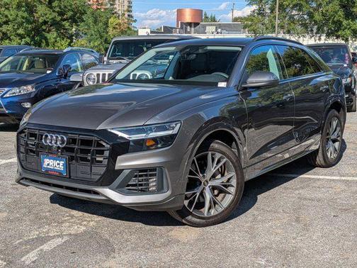 2022 Audi Q8 55 Premium