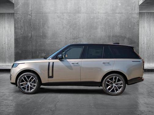 2025 Land Rover Range Rover P400 SE
