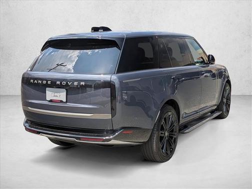 Varesine Blue Metallic 2025 Land Rover Range Rover P400 SE 7 Seat