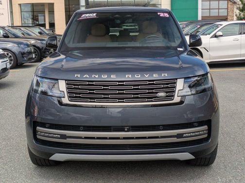 Varesine Blue Metallic 2025 Land Rover Range Rover P400 SE 7 Seat