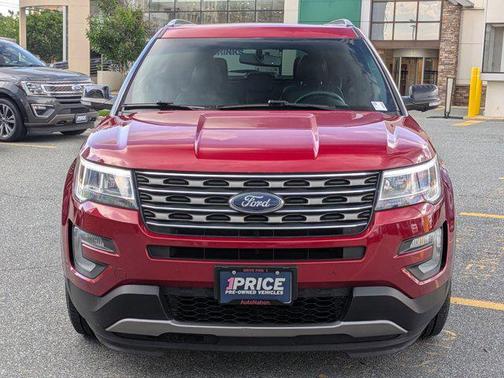 Ruby Red Metallic Tinted Clearcoat 2017 Ford Explorer XLT