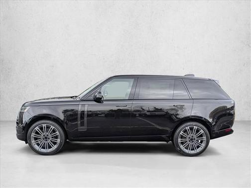 2026 Land Rover Range Rover P400 SE 7 Seat