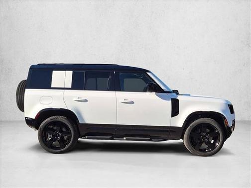 Fuji White 2026 Land Rover Defender P400 X-Dynamic SE