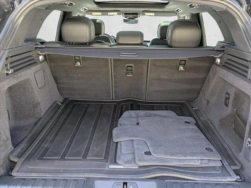 Santorini Black Metallic 2025 Land Rover Range Rover Sport SE
