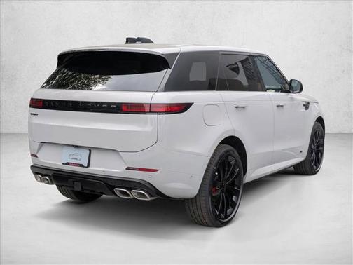 Borasco Grey Metallic 2026 Land Rover Range Rover Sport SE