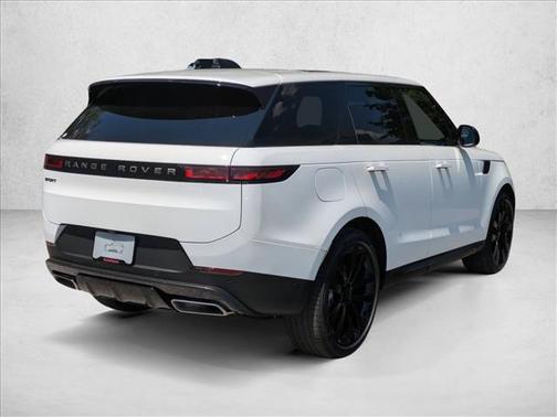 Fuji White 2026 Land Rover Range Rover Sport SE