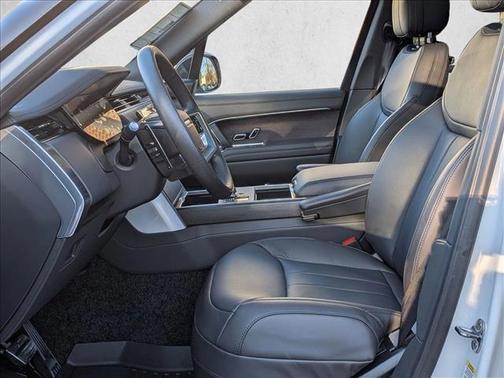 2026 Land Rover Range Rover P400 SE