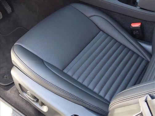 2025 Land Rover Discovery Sport S