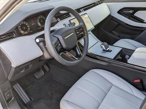 2025 Land Rover Range Rover Evoque Core S