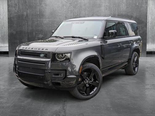 2025 Land Rover Defender V8