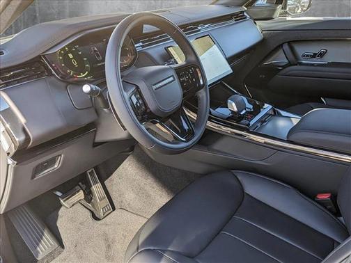2025 Land Rover Range Rover Sport SE