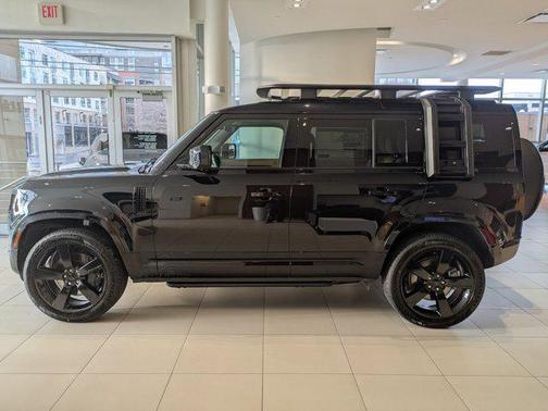 2026 Land Rover Defender P400 X-Dynamic SE