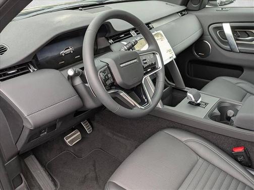 Fuji White 2026 Land Rover Discovery Sport Landmark