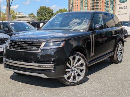 2025 Land Rover Range Rover P530 SE