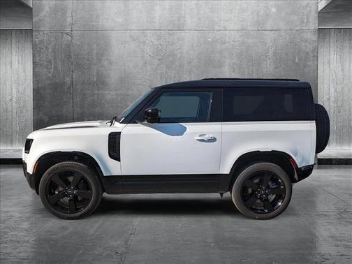 2025 Land Rover Defender 90 P400 X-Dynamic SE