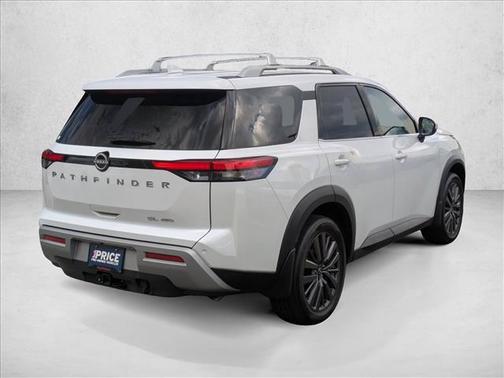 Everest White Pearl Tricoat 2025 Nissan Pathfinder SL 4WD