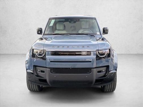 2026 Land Rover Defender P400 X-Dynamic SE