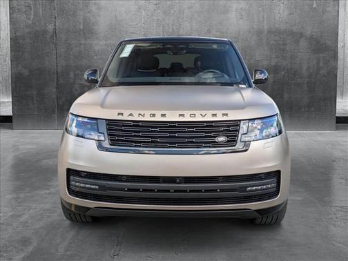 2025 Land Rover Range Rover P530 SE 7 Seat