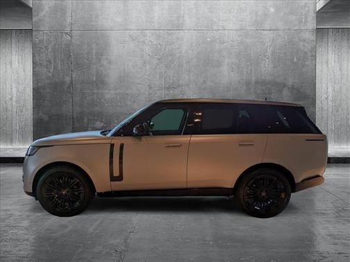 2025 Land Rover Range Rover P530 SE