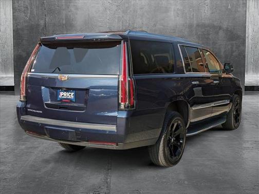 2018 Cadillac Escalade ESV Luxury