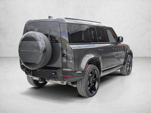 2026 Land Rover Defender P400 X-Dynamic SE