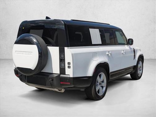 Fuji White 2026 Land Rover Defender X-Dynamic SE