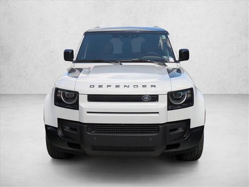 Fuji White 2026 Land Rover Defender X-Dynamic SE