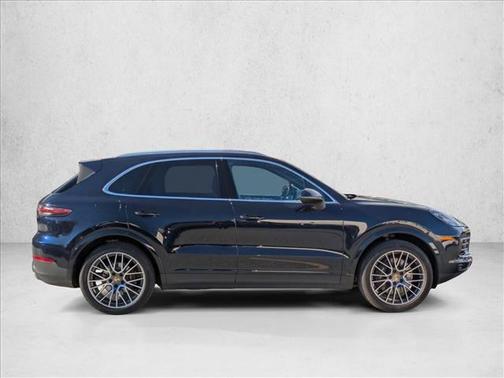 2022 Porsche Cayenne Cayenne