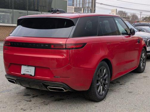 2024 Land Rover Range Rover Sport SE