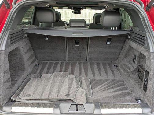 2024 Land Rover Range Rover Sport SE