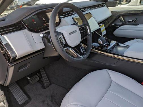 2025 Land Rover Range Rover Sport P360 S