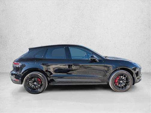 2023 Porsche Macan S