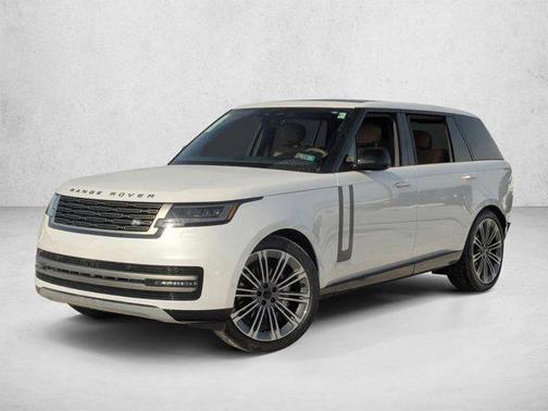 Ostuni Pearl White Premium Metallic 2026 Land Rover Range Rover P400 SE 7 Seat