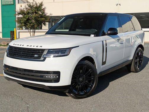2025 Land Rover Range Rover P400 SE