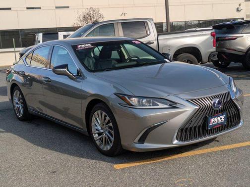 2020 Lexus ES 300h Base