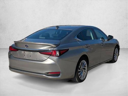 2020 Lexus ES 300h Base