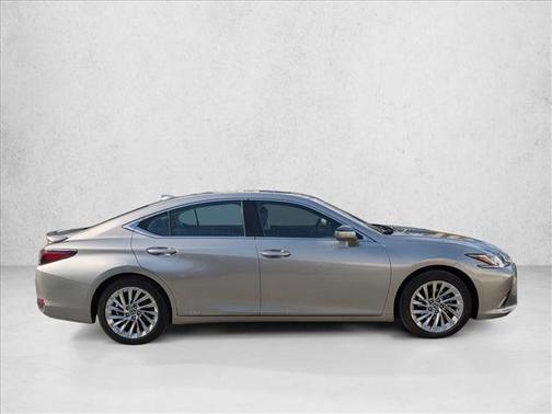 2020 Lexus ES 300h Base