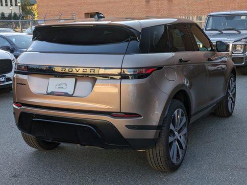 2025 Land Rover Range Rover Evoque Core S