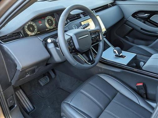 2025 Land Rover Range Rover Evoque Core S