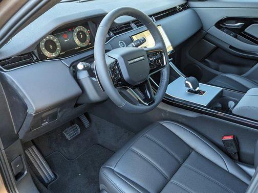 2025 Land Rover Range Rover Evoque Core S