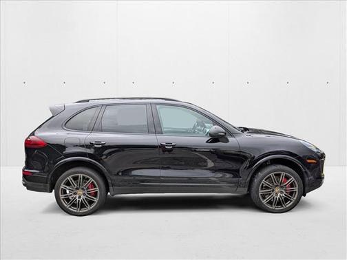 2018 Porsche Cayenne Turbo