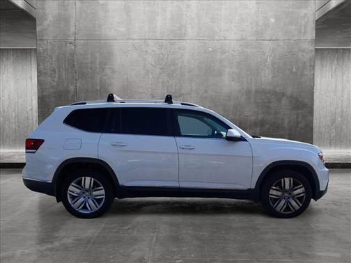 Photo 4 of 15 of 2019 Volkswagen Atlas 3.6L SEL